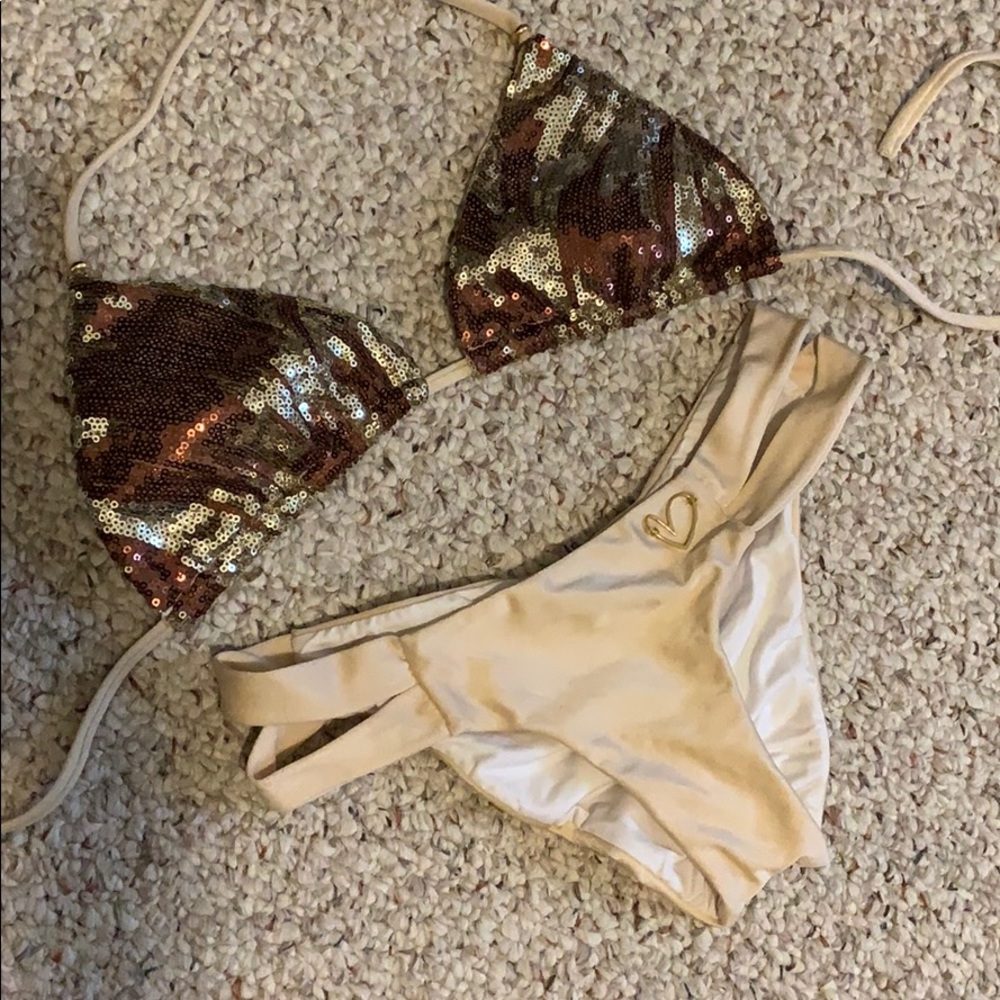 Montoya bikini
